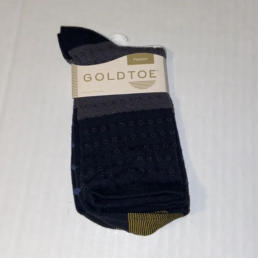 Gold Toe Men’s Sock Size 9-11 Shoe Size 6-9 Dress Socks 3 Pairs
